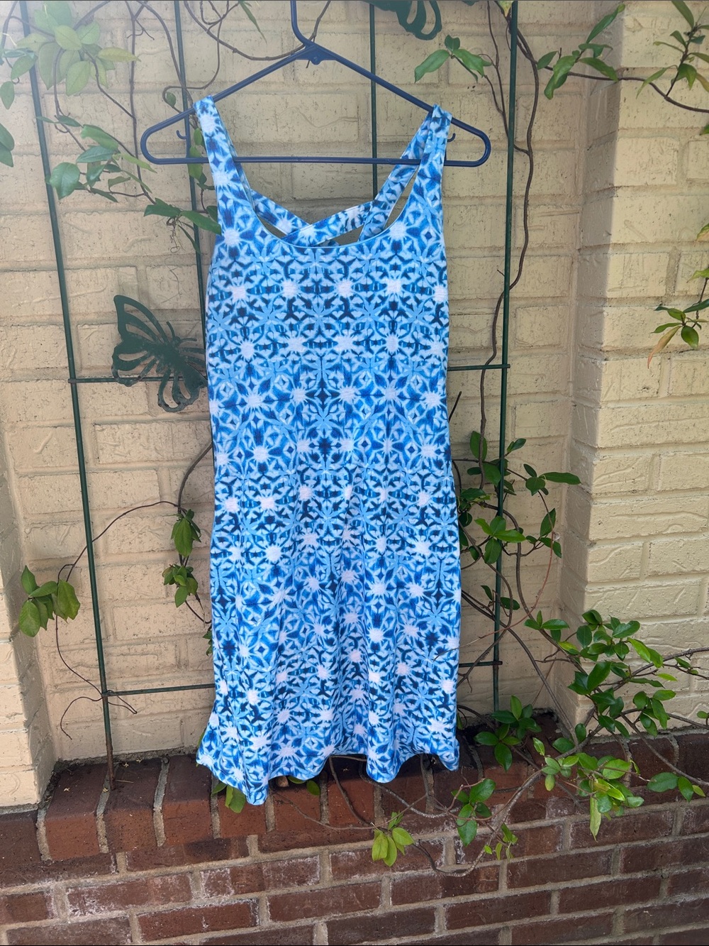 Blue & White Tie-Dye Patterned Sleeveless Dress